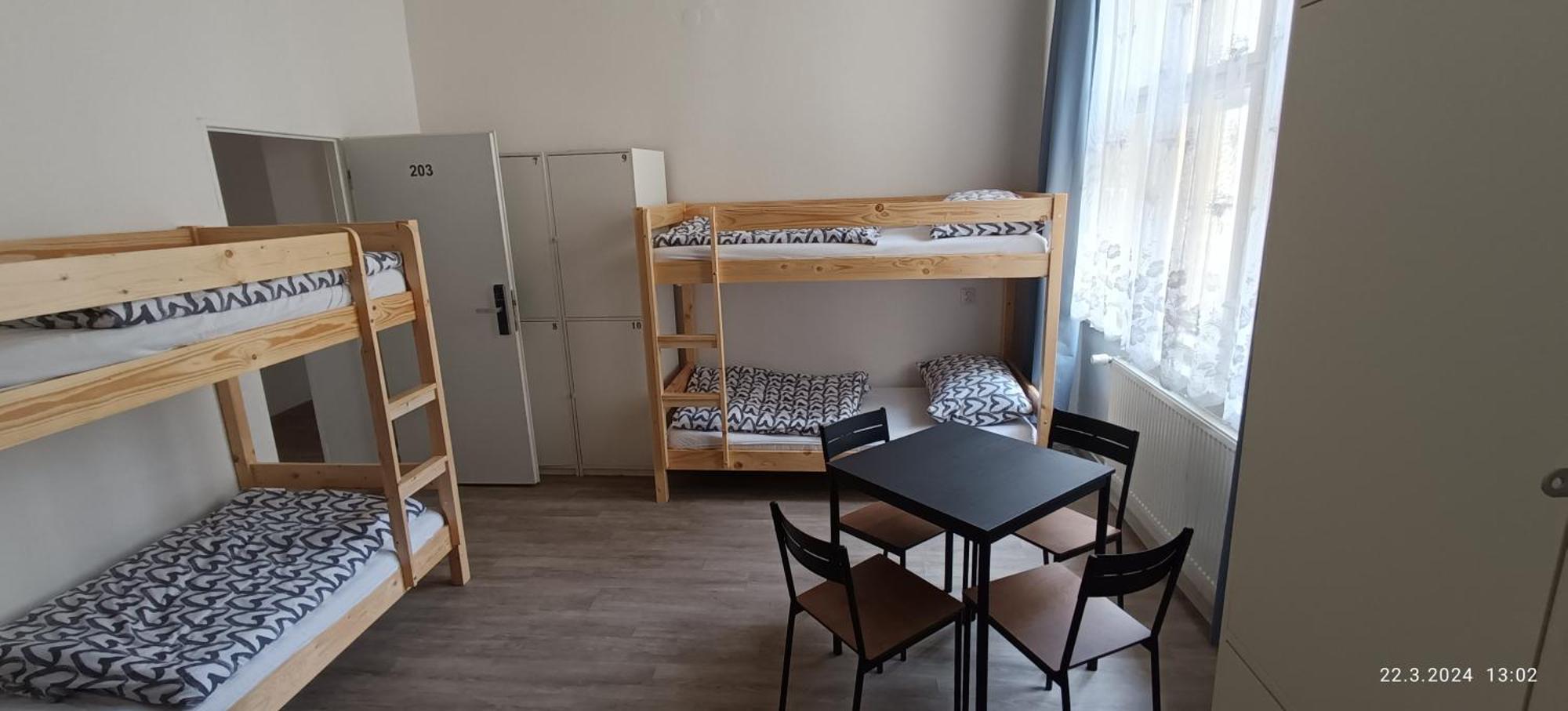 A Plus Hostel - Centrum Прага Екстериор снимка